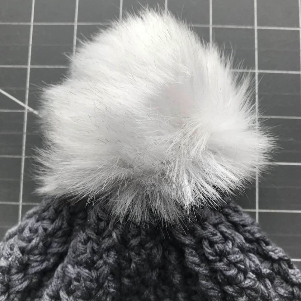 New Handmade Crochet Winter Beanie Hat Youth Child - Picture 4 of 4